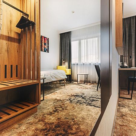 Qubus Hotel Lodz Exterior photo